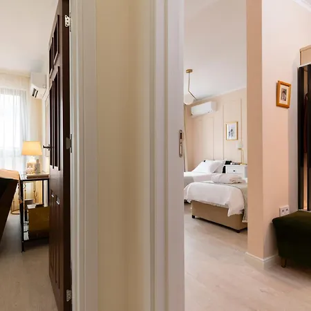 21 Vitosha Romantic Getaway Apartment